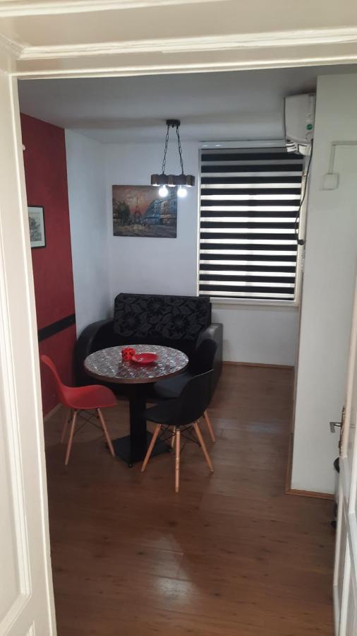 Apartmani Lolanola Vrnjačka Banja Extérieur photo